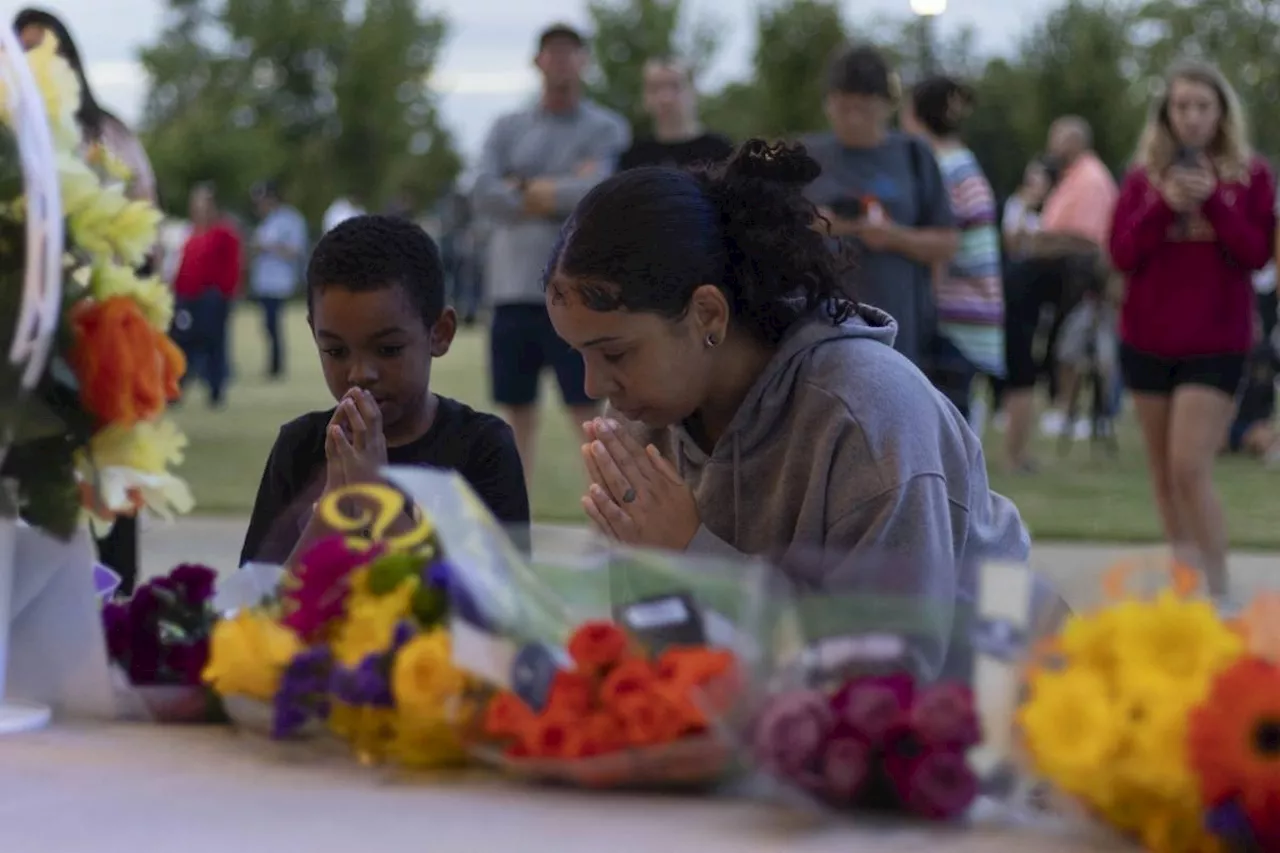 Suspect's father in US school shooting arrested