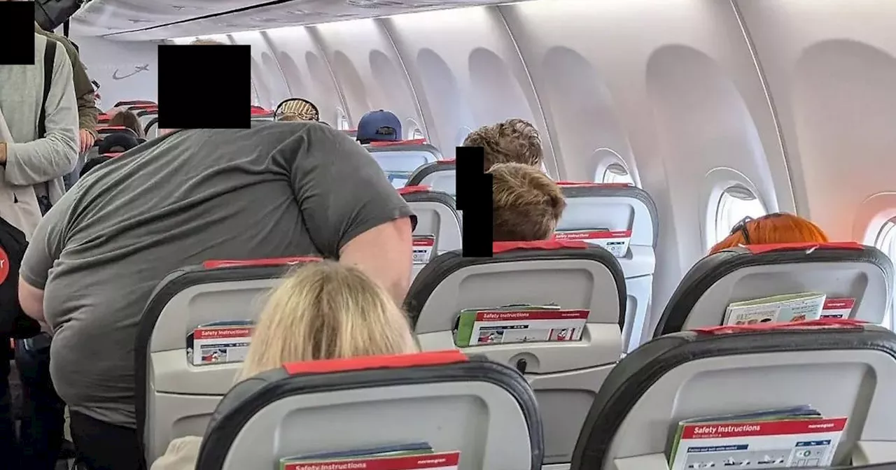 Foto löst Debatte aus: Sollten Übergewichtige im Flugzeug für zwei Sitze zahlen?