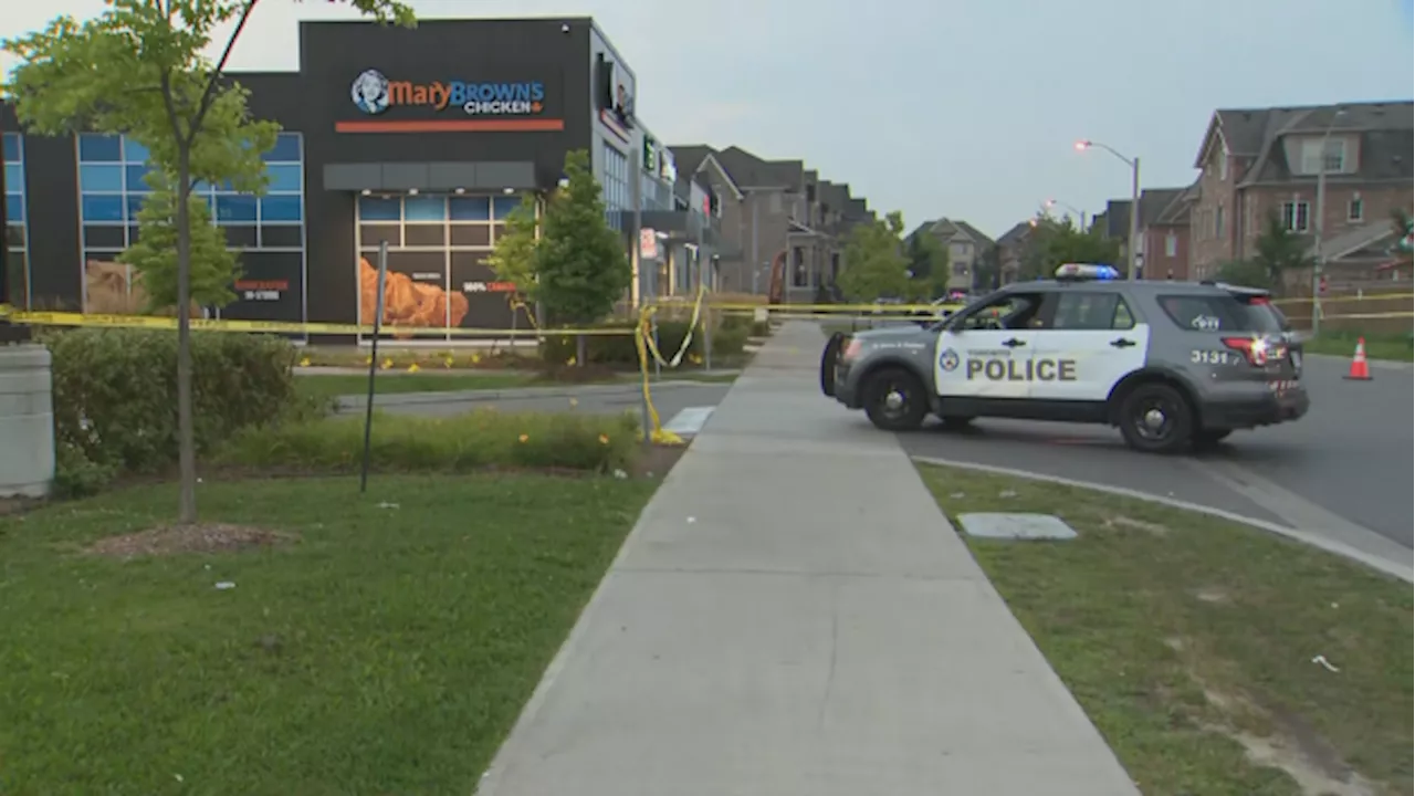 2 shooters fired indiscriminately into busy North York plaza, killing bystander: police