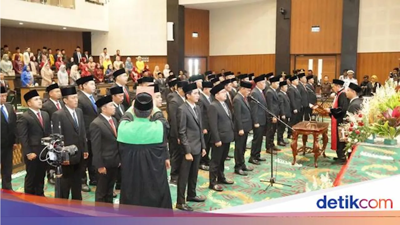 Gadai SK Anggota DPRD Potret Mahalnya Biaya Politik di Indonesia