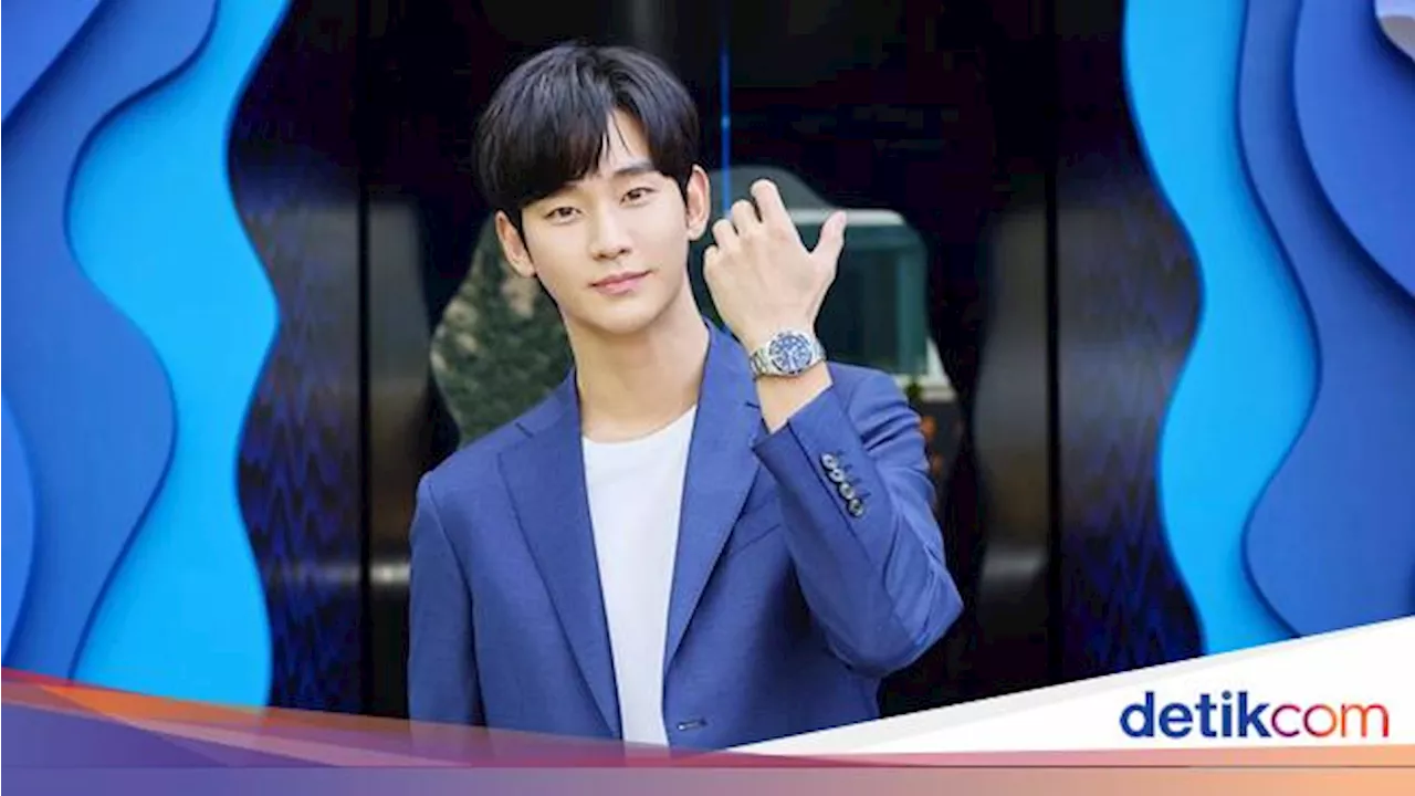 Surprise! Kim Soo Hyun Muncul di Mal Jaksel Jelang Fanmeeting