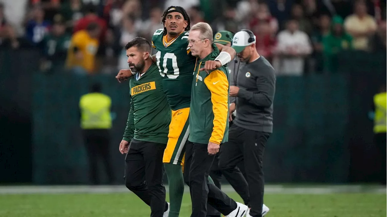 Packers' Jordan Love helped off field after apparent leg injury