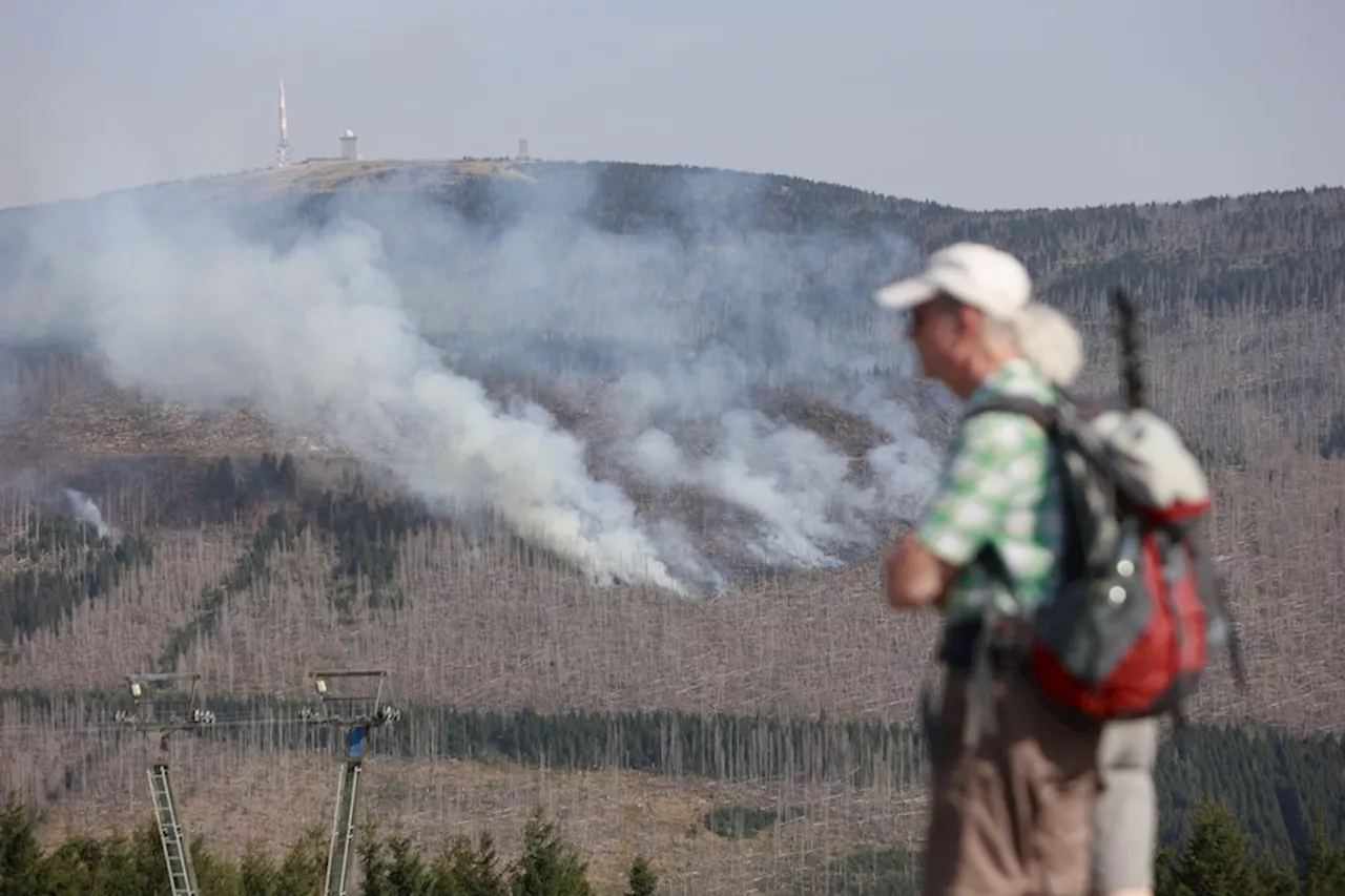 Feuerwehr stellt sich auf mehrtägigen Einsatz am Brocken ein