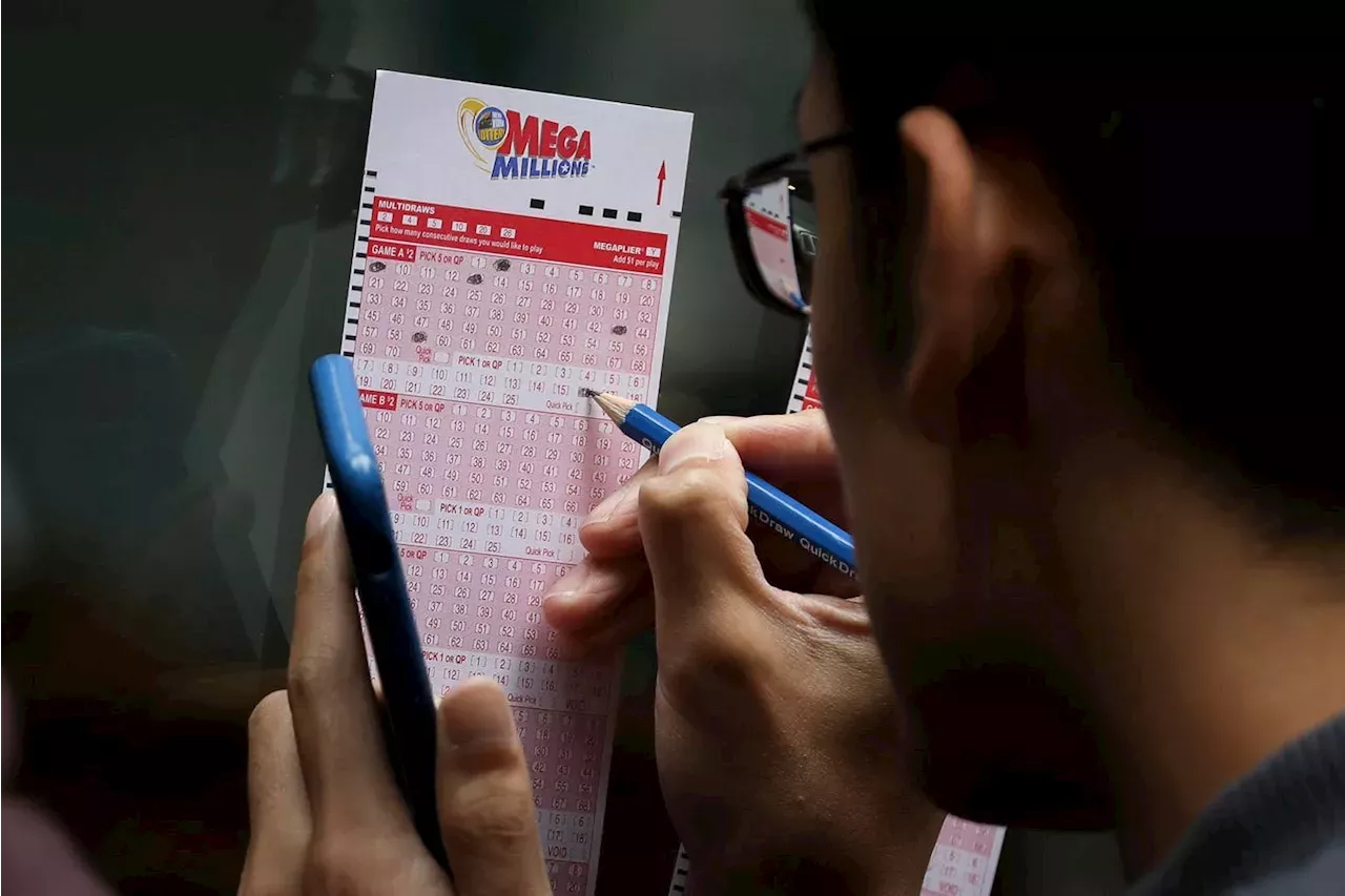 Powerball Mega Millions Jackpot Nears 1 Billion—Here’s How Much A