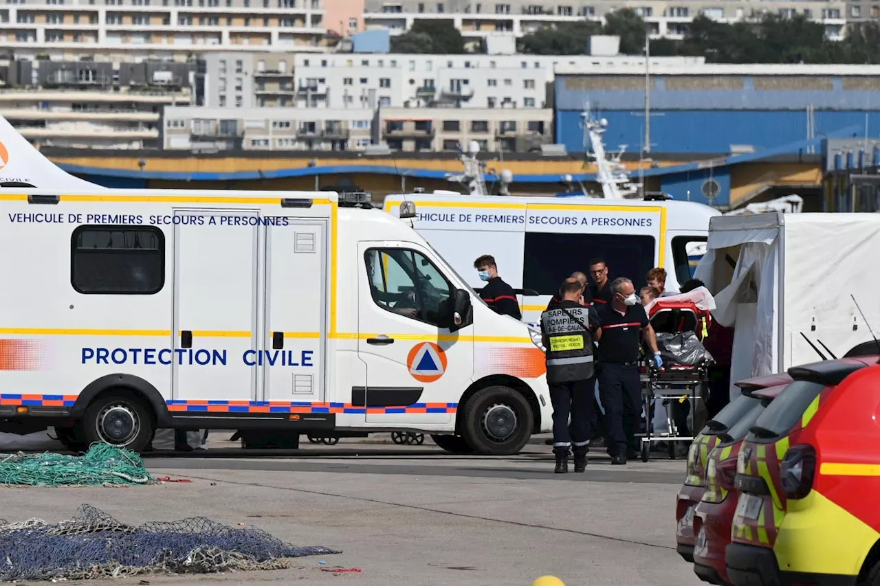 Une cinquantaine de migrants secourus dans la Manche, dont l'un tombé à l'eau