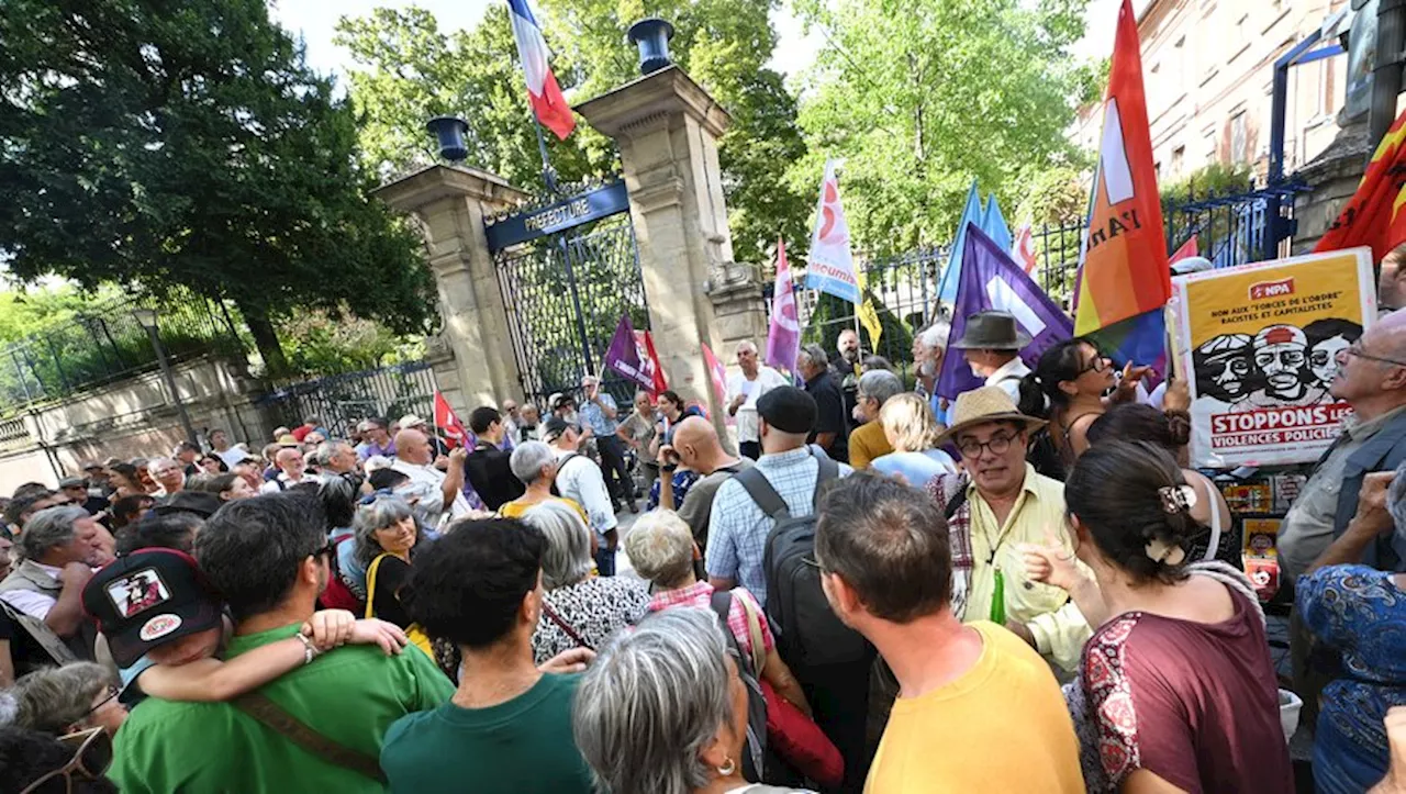 Michel Barnier nommé Premier ministre : environ 400 manifestants rassemblés devant la préfecture du Tarn