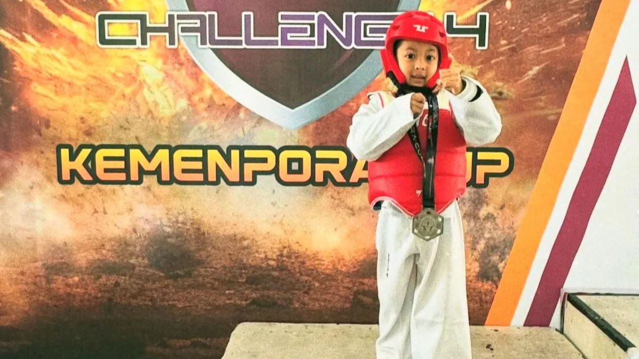 Anak Bungsu Natasha Rizki dan Desta Raih Juara 2 Taekwondo di Ajang Kemenpora Cup