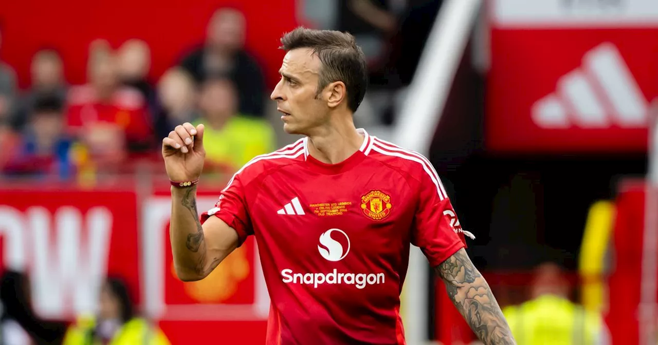 Berbatov sends three-word message to Rooney after Man Utd legends game