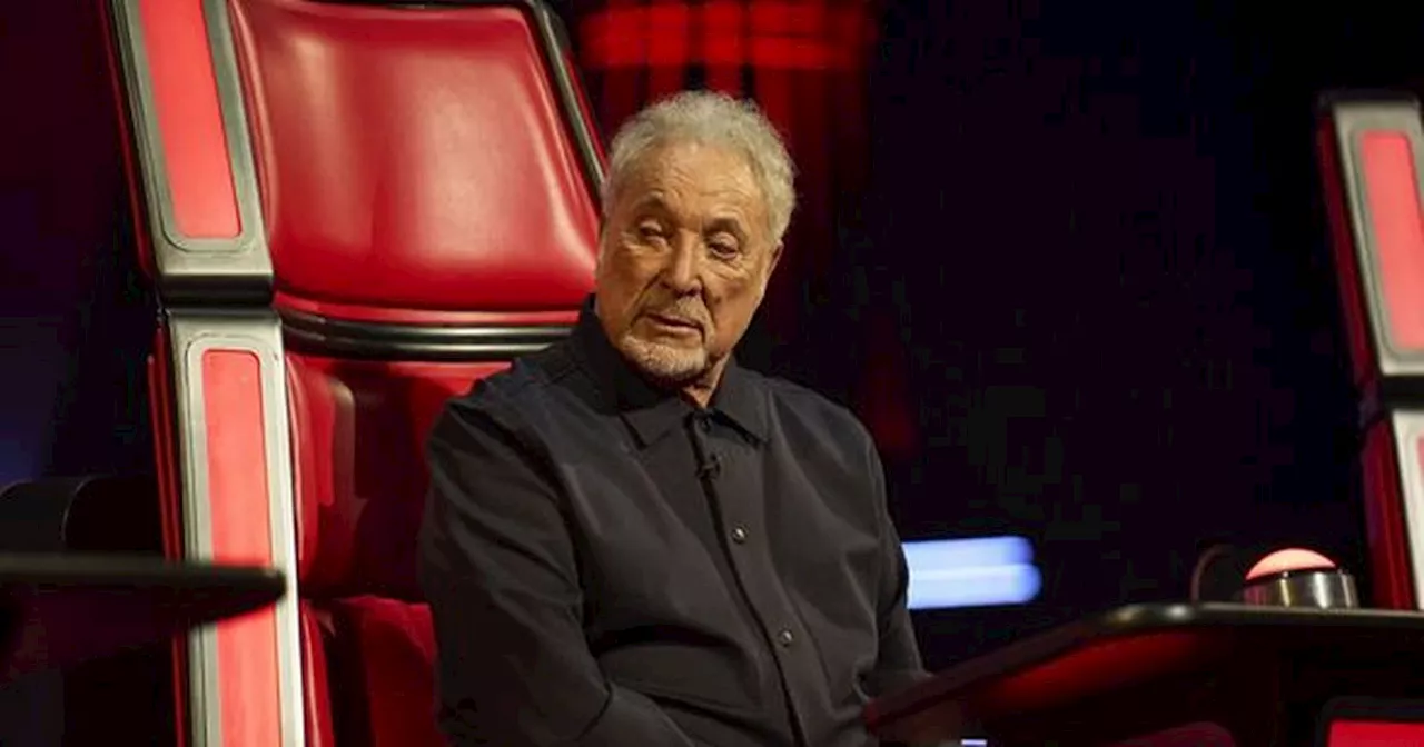 Tom Jones branded 'icon' as The Voice fans blown away by appearance