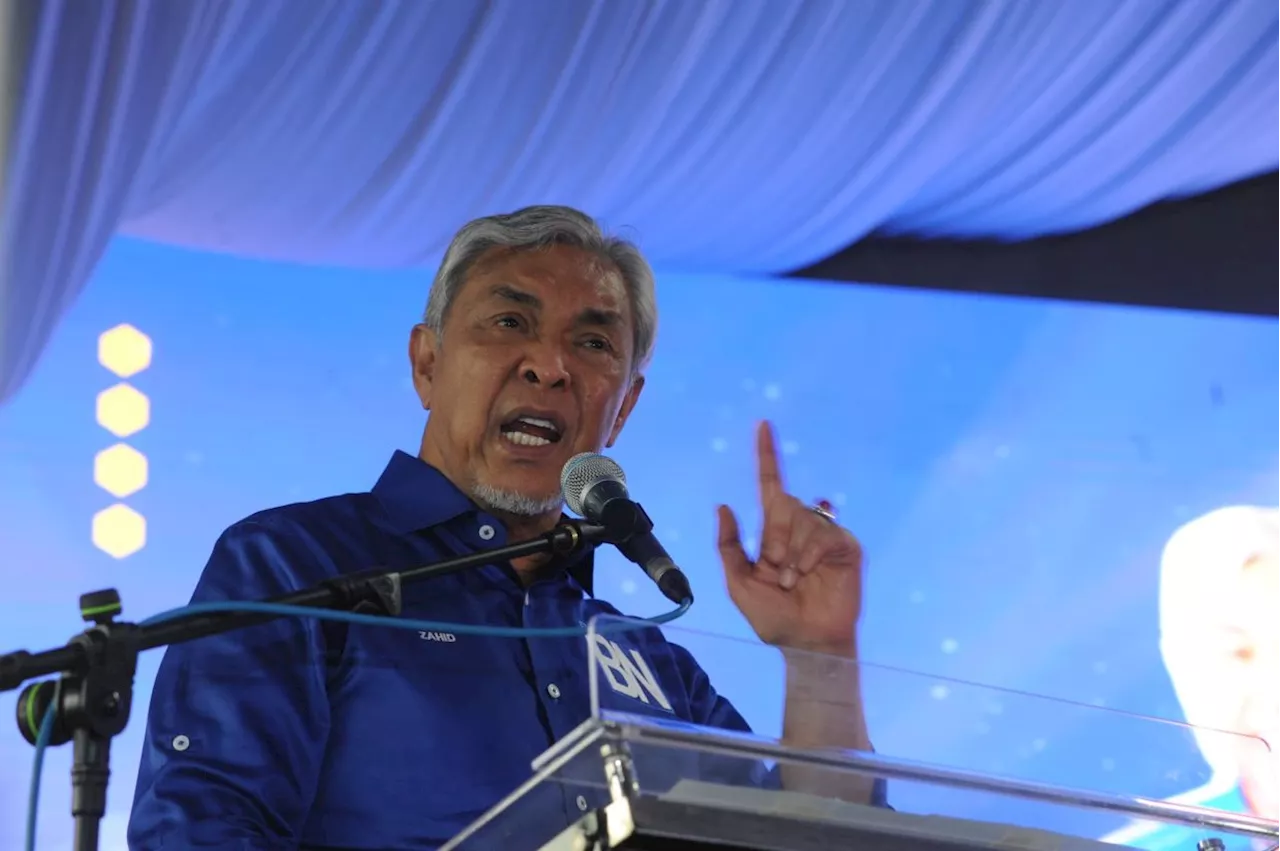 Mahkota polls: Zahid urges Umno members to throw full support behind candidate