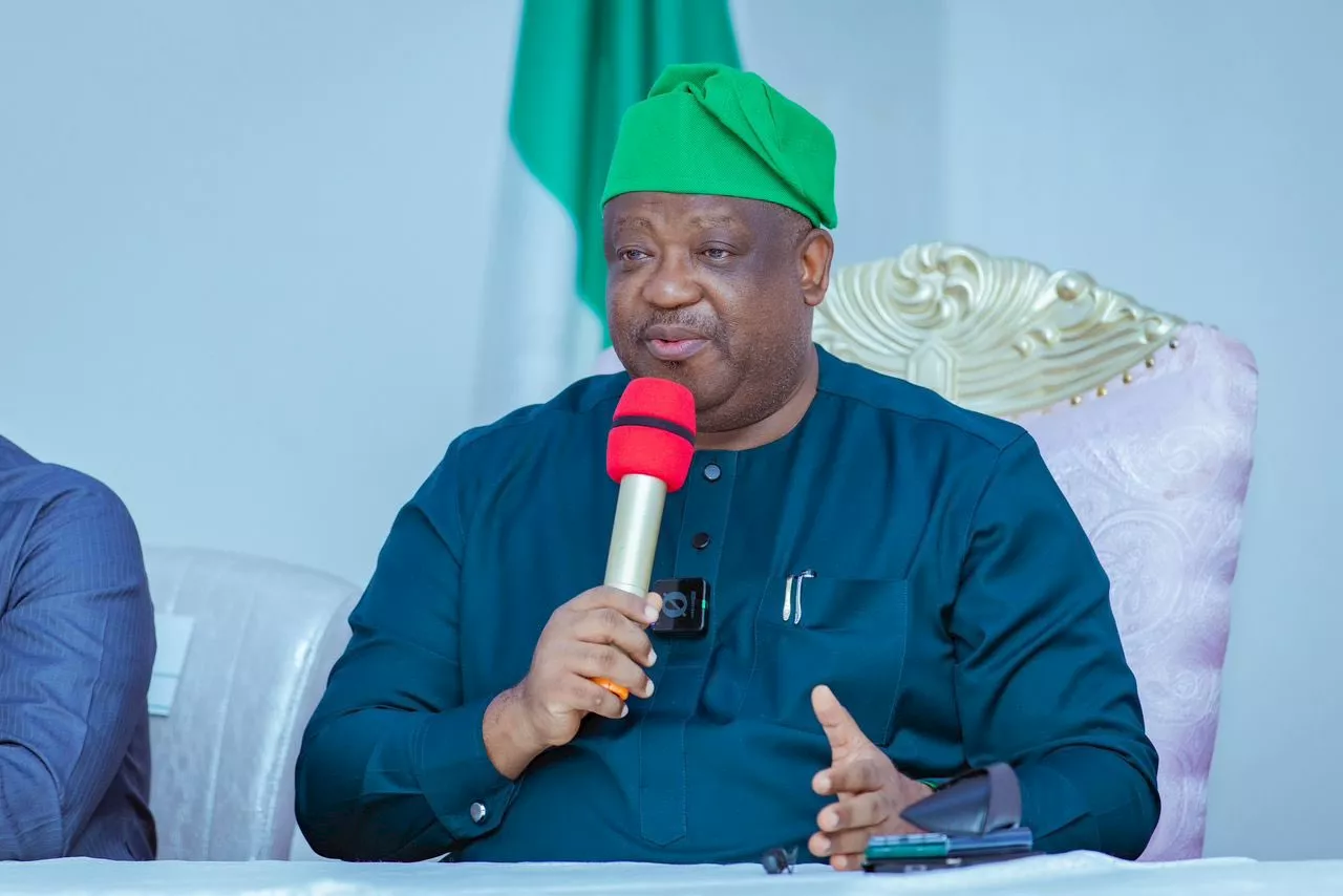 Mutfwang sacks 17 LG transition chairmen in Plateau