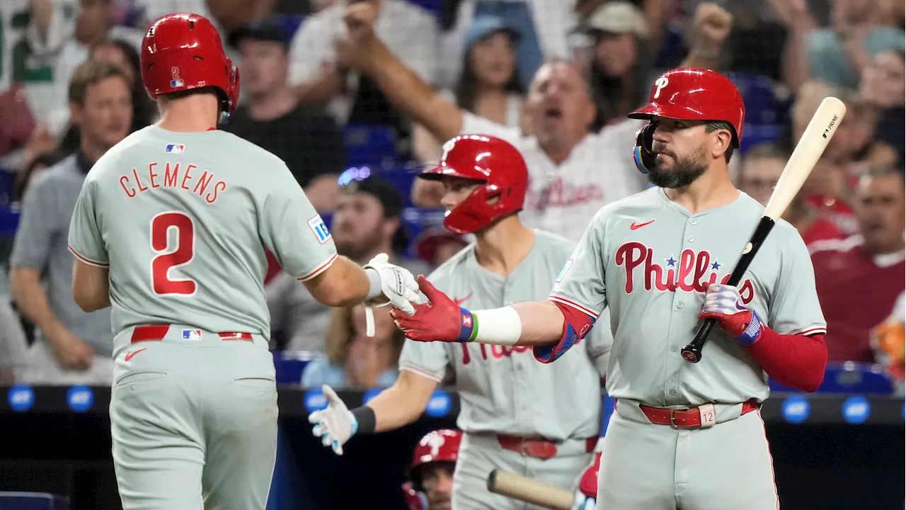 Turner, Schwarber homer to help Phillies overpower Marlins