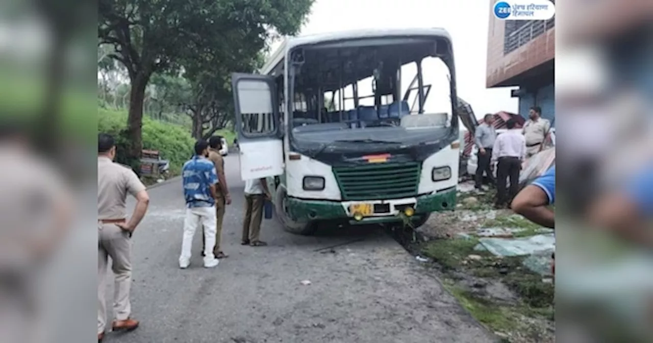 Pathankot Bus Accident: ਹਿਮਾਚਲ ਤੋਂ ਆ ਰਹੀ ਸਵਾਰੀਆਂ ਨਾਲ ਭਰੀ ਬੱਸ ਪਲਟੀ, 1 ਦੀ ਮੌਤ, 12 ਲੋਕ ਜ਼ਖਮੀ