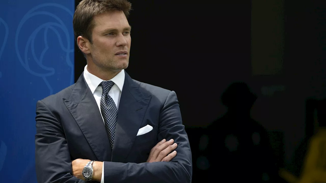 Tom Brady takes first steps in transition from football field to TV booth