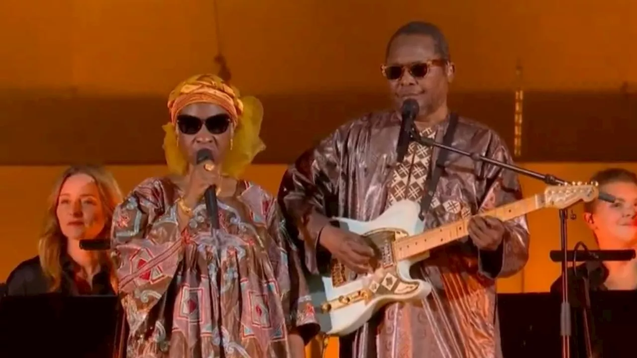 Jeux paralympiques 2024: Amadou & Mariam accompagnent l'extinction de la flamme avec un titre de Gainsbourg