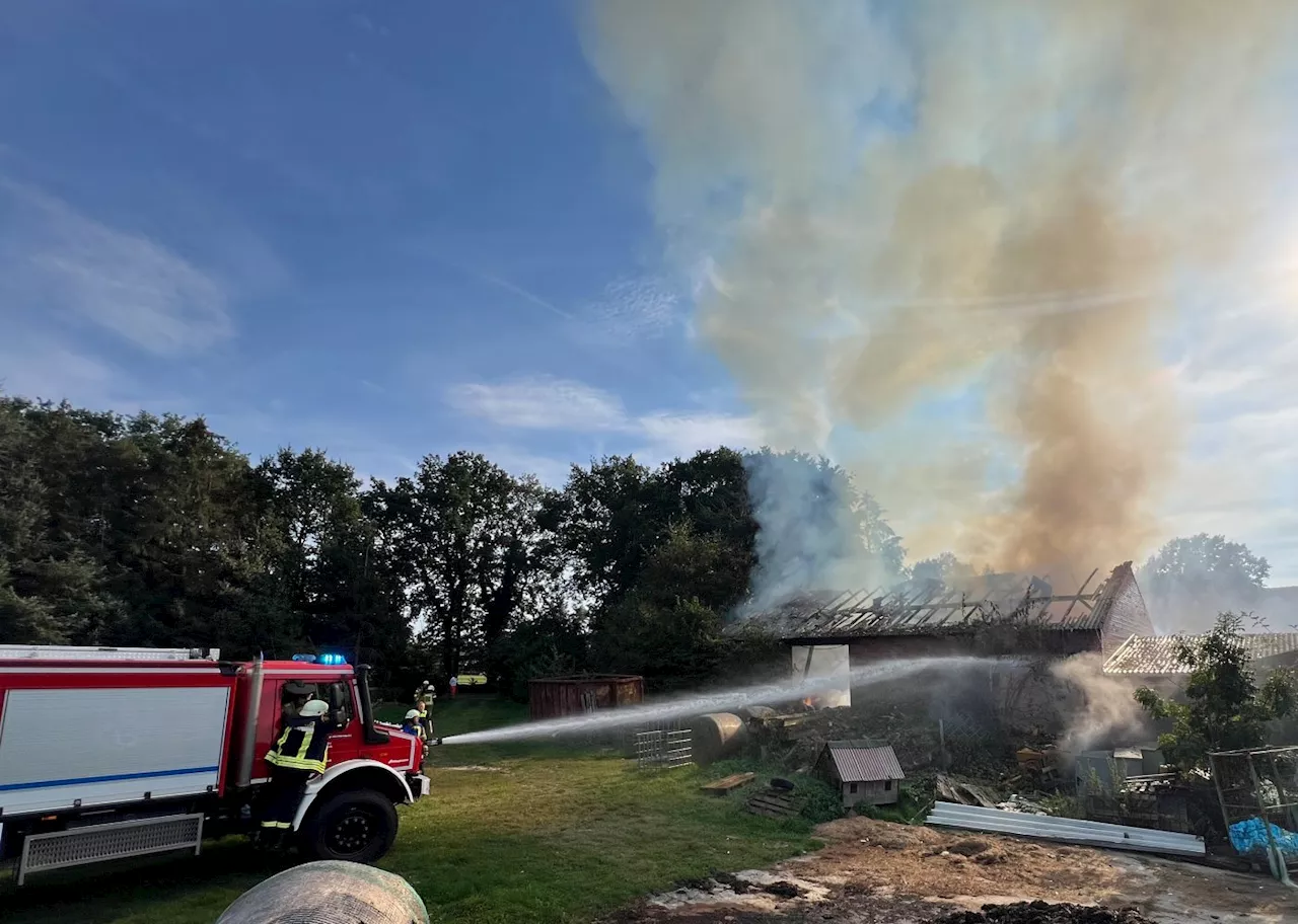 10stündiger Einsatz in Ohlenstedt - Feuerwehr kann Übergreifen der Flammen auf Nachbargebäude verhindern