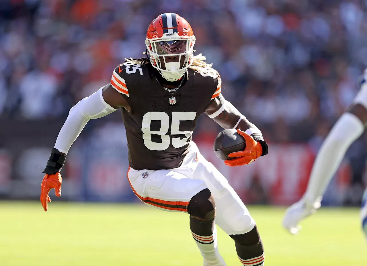 Browns lose key playmaker in game against Cowboys to ankle injury, questionable to return