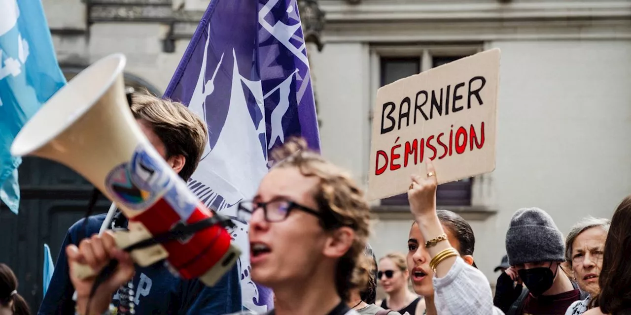 100,000+ People Across France March to Decry Macron's 'Denial of Democracy'