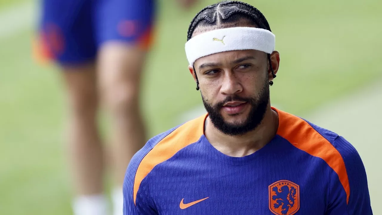 Depay será convocado pela Holanda no Corinthians? Técnico responde