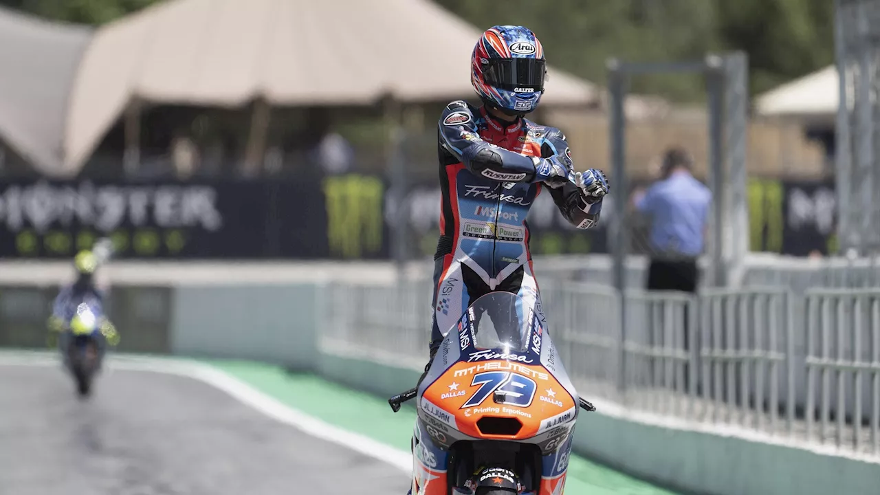 Moto2 GP San Marino 2024, gara: vince Ogura davanti a Canet e ad Arbolino. Cade Vietti