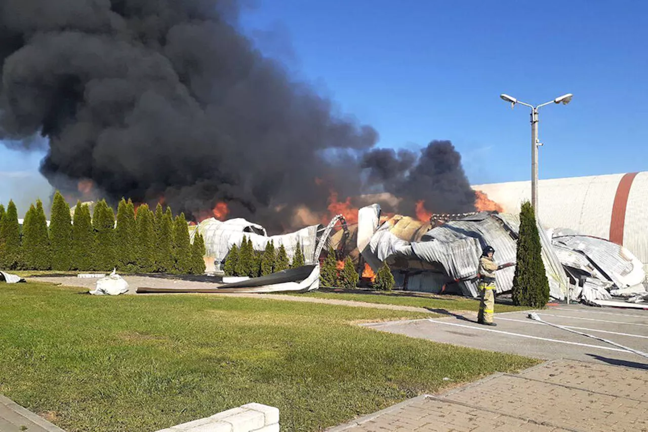 В белгородском селе после атаки беспилотника произошел пожар