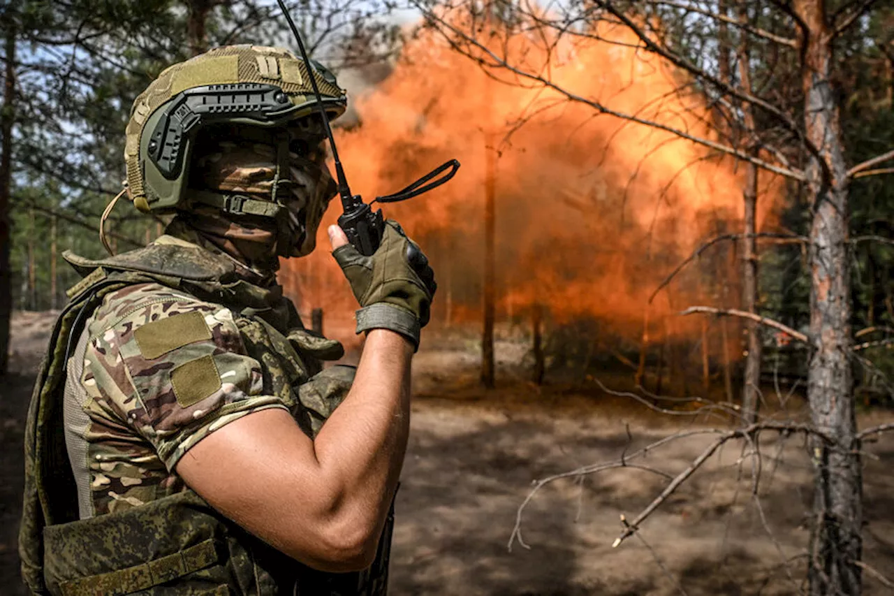 Российские военные подорвались на мине и выжили