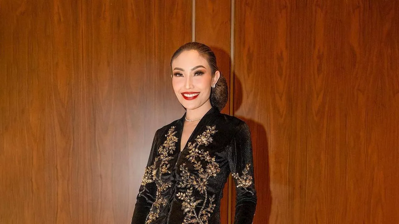 4 Ide Kebaya Kondangan Elegan ala Selebriti, Anggun Tanpa Mengalahkan Pengantin