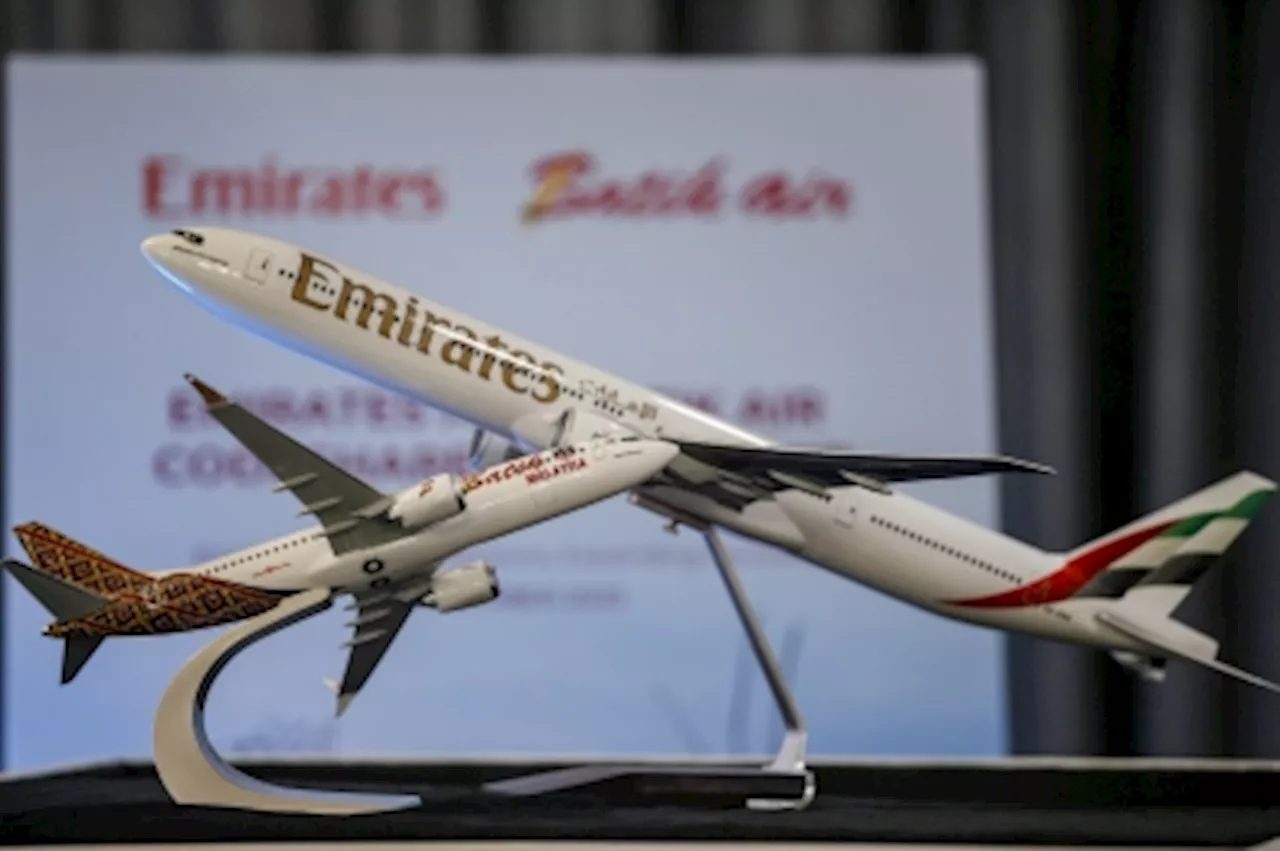 Emirates ends long-term Singapore–Melbourne flight route amid rising competition; codeshare with Qantas remains