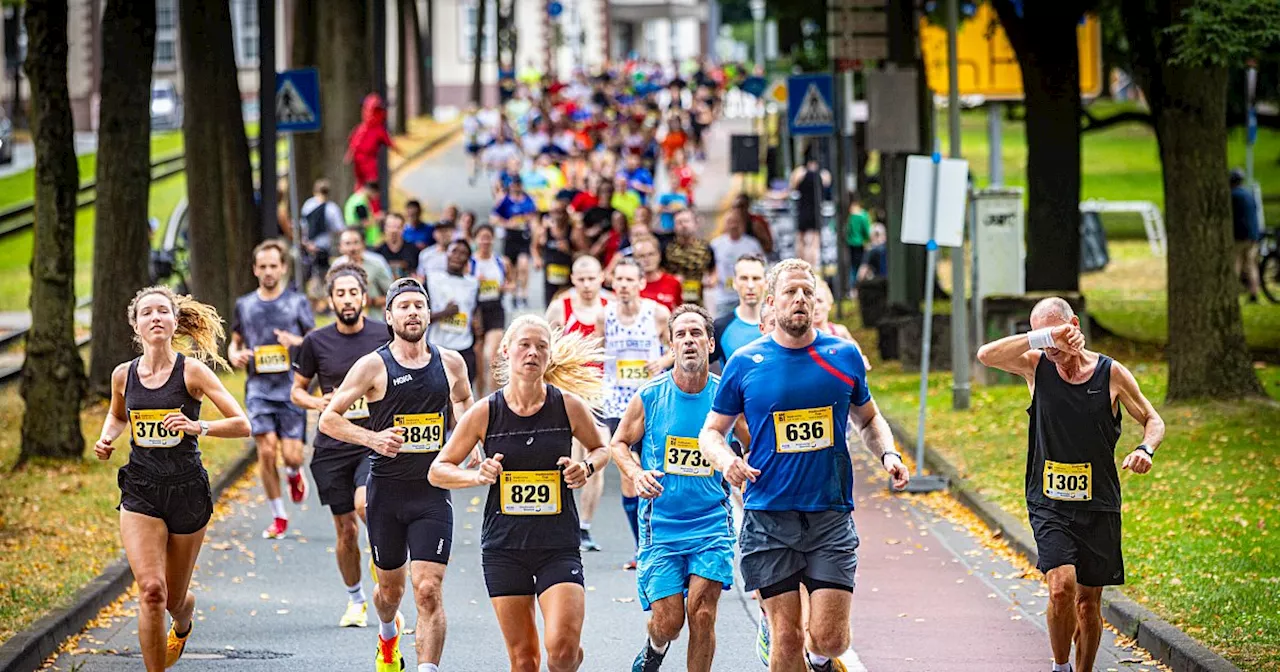 Liveticker: Florian Bochert gewinnt Stadtwerke-Cup beim Bielefelder Run & Roll City 2024