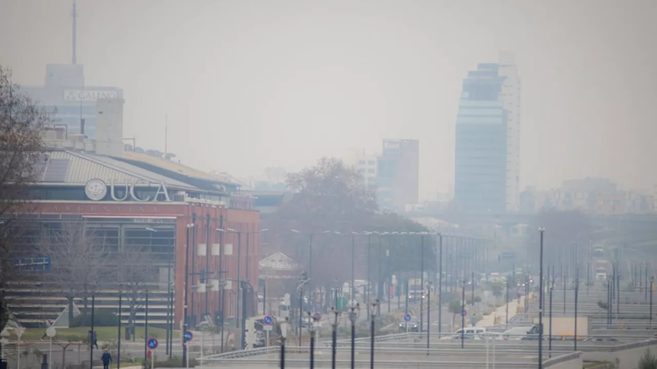 El SMN advierte por una 'cortina de humo' que llegará a Buenos Aires este lunes