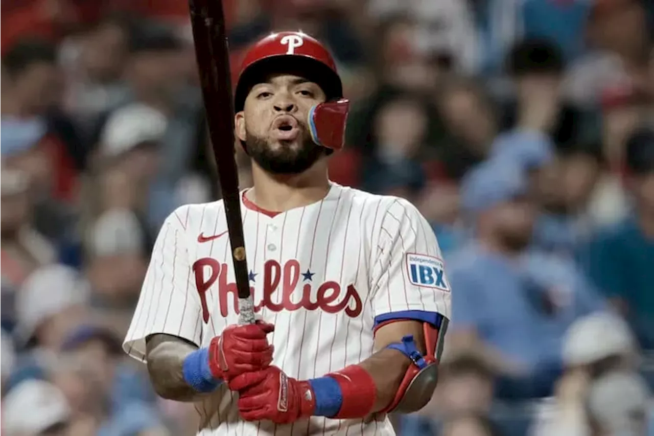 J.T. Realmuto’s bruised knee feels ‘much better,’ but Phillies place Edmundo Sosa on the injured list
