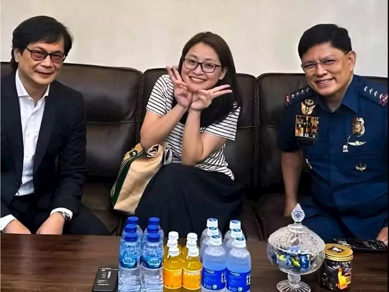 Abalos: Judge me not; it’s just one photo