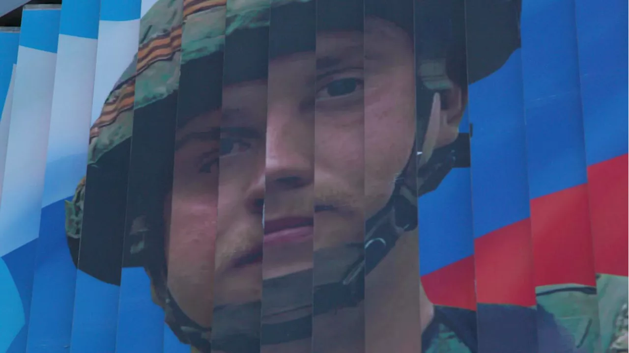 Umstrittener Dokumentarfilm „Russians at War“ : Der Mensch in der Uniform