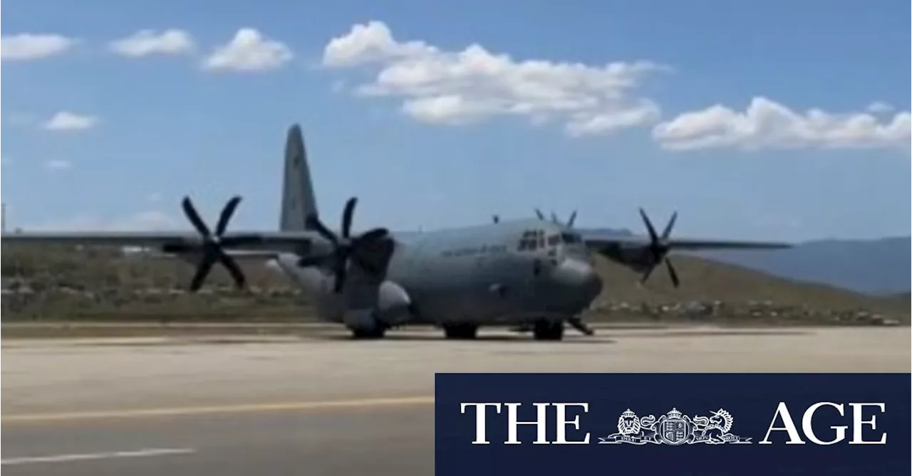 Pope travels to remote Papua New Guinea jungle in RAAF plane, bringing tonnes of aid and toys