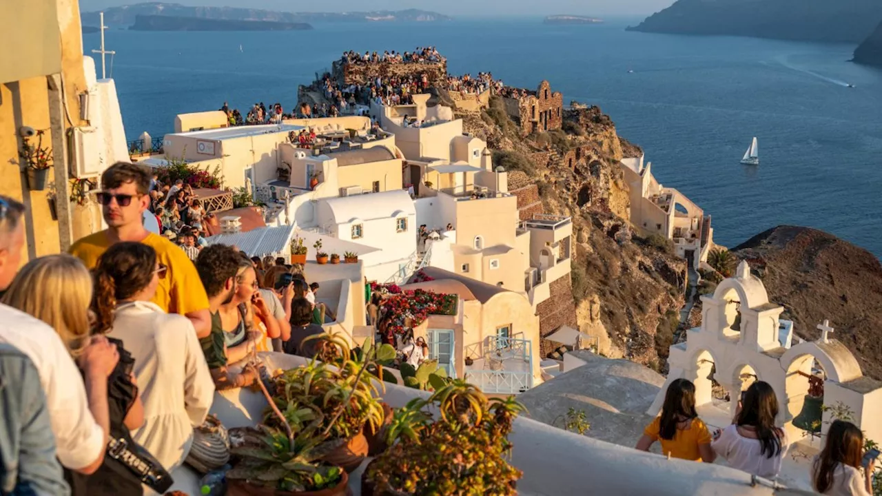 Tourists on cruise ships face €20 fee to visit Mykonos and Santorini