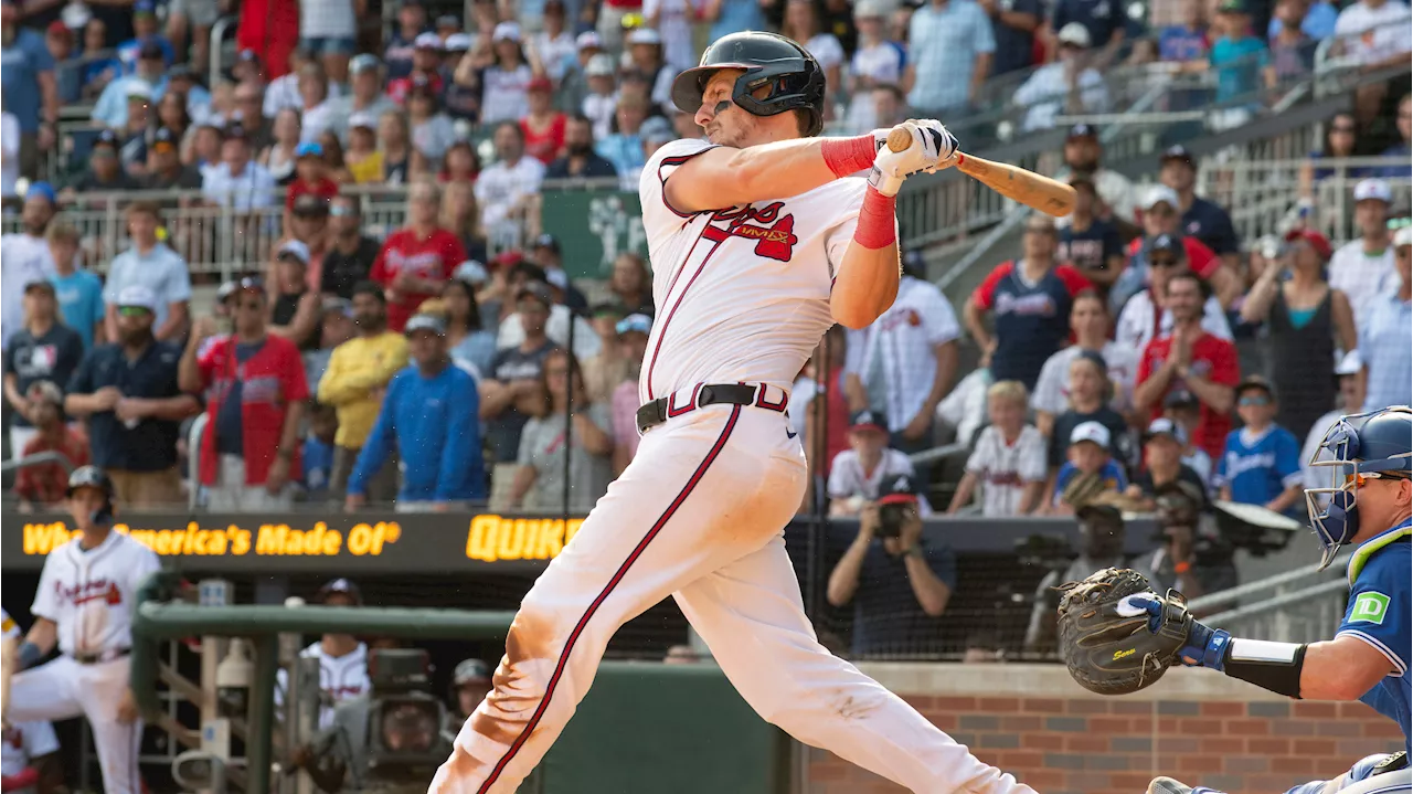 Braves rally to beat Blue Jays in the 11th, move into a tie with Mets for final NL wild card