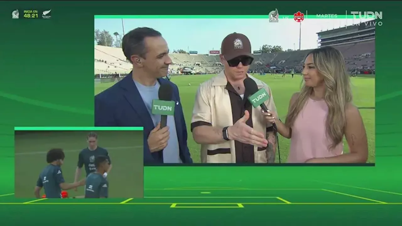 Canelo Álvarez asiste al México vs. Nueva Zelanda previo a su pelea ante Berlanga