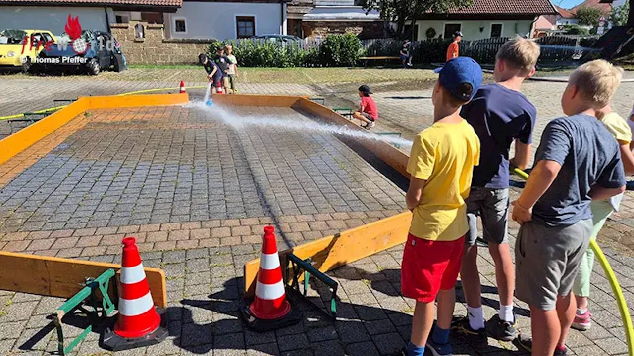 Bayern: „Wasser Marsch“ → Kinderferienprogramm bei der Feuerwehr in Waging am See