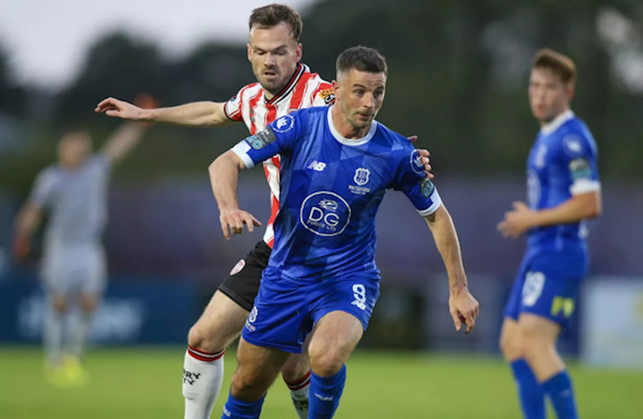 Padraig Amond signs new contract with Waterford