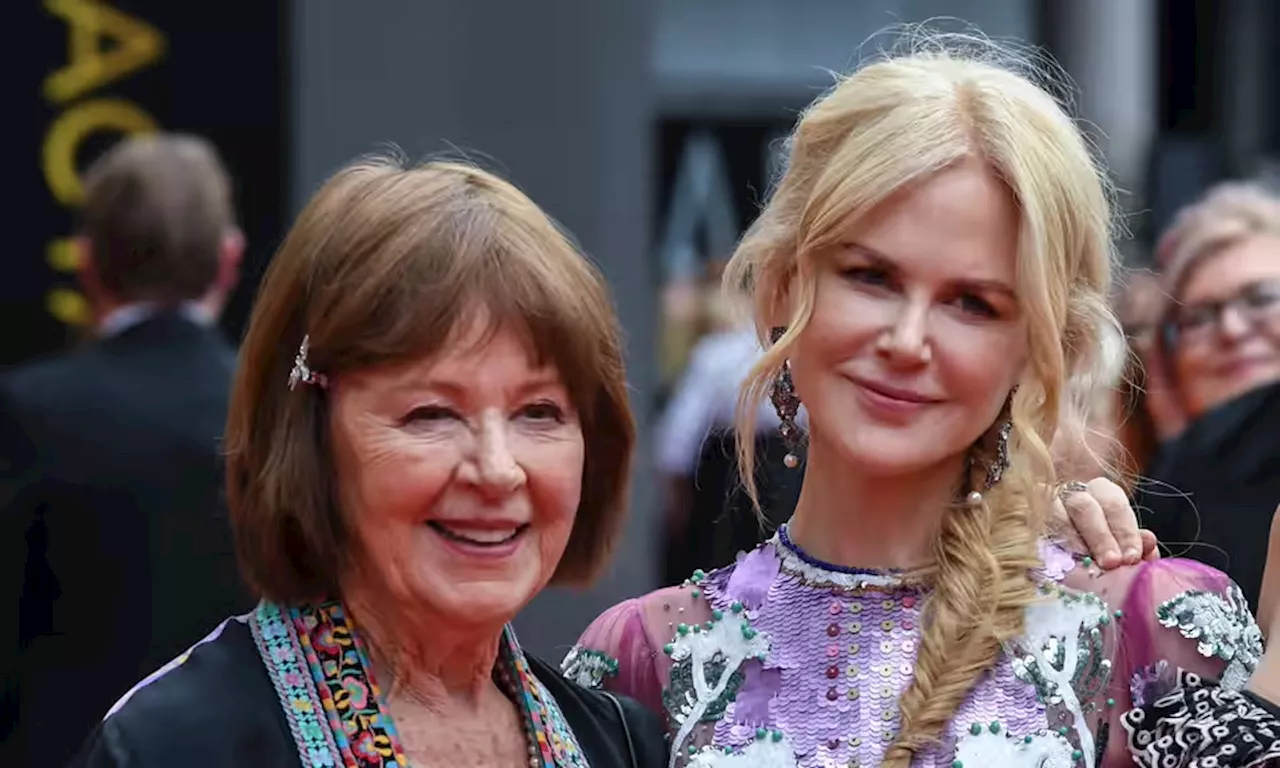 Ibu meninggal dunia, Nicole Kidman batal kehadiran ke Venice