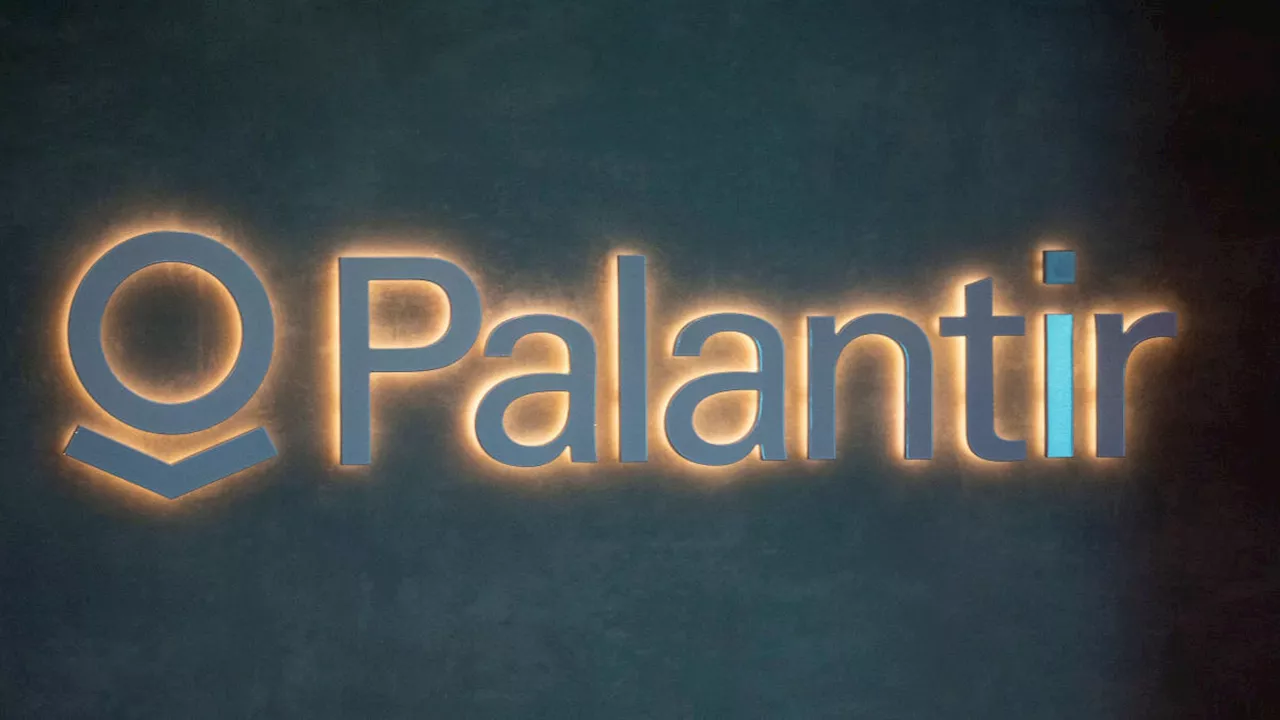 Palantir expands partnership with BP. What investors should know.