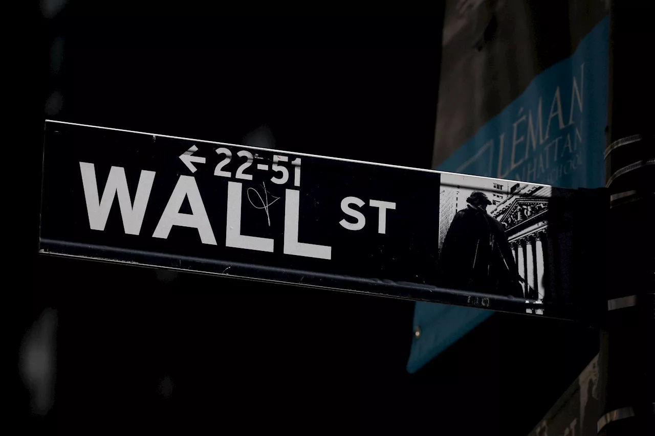 Wall Street prevê crescimento moderado do mercado de ações em 2025