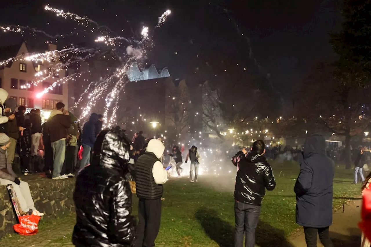 Böller-Chaos in Köln: Polizisten verletzt, Messerattacke auf den Ringen