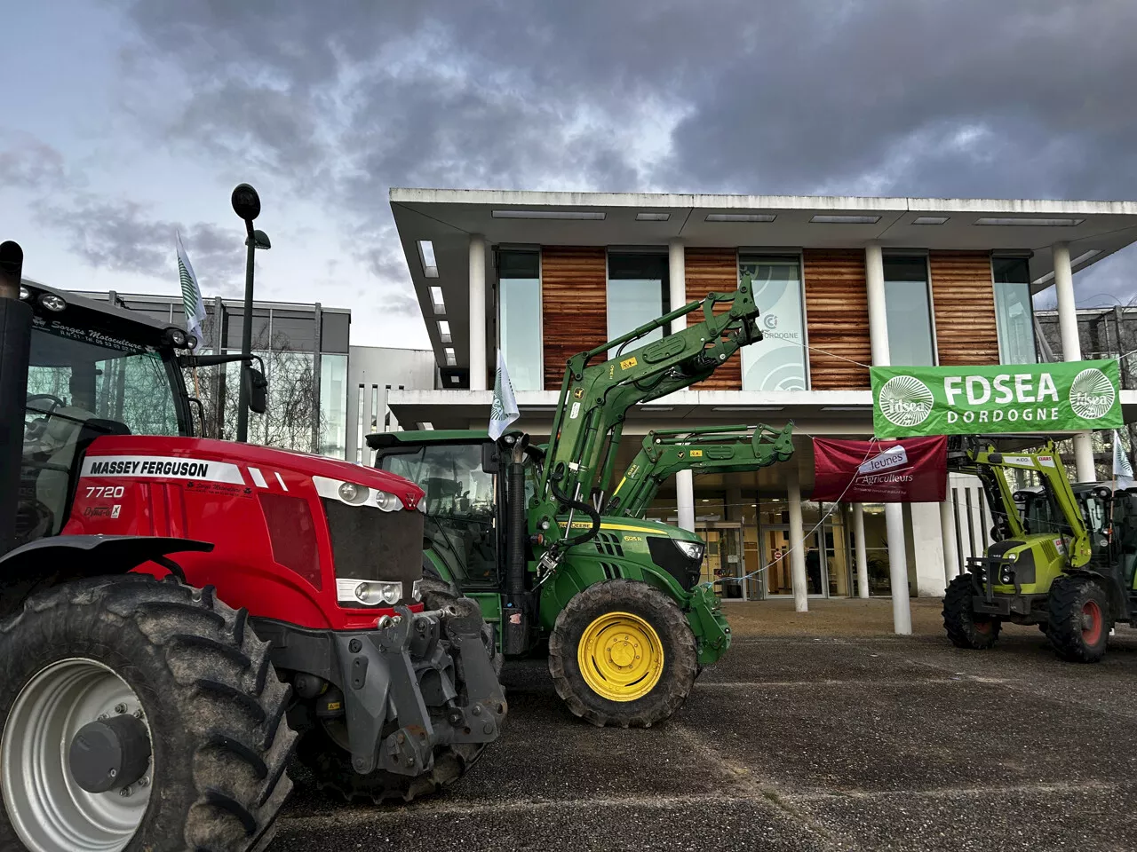 Élections de la Chambre d'agriculture : Arnaud Rousseau en Dordogne pour motiver les troupes