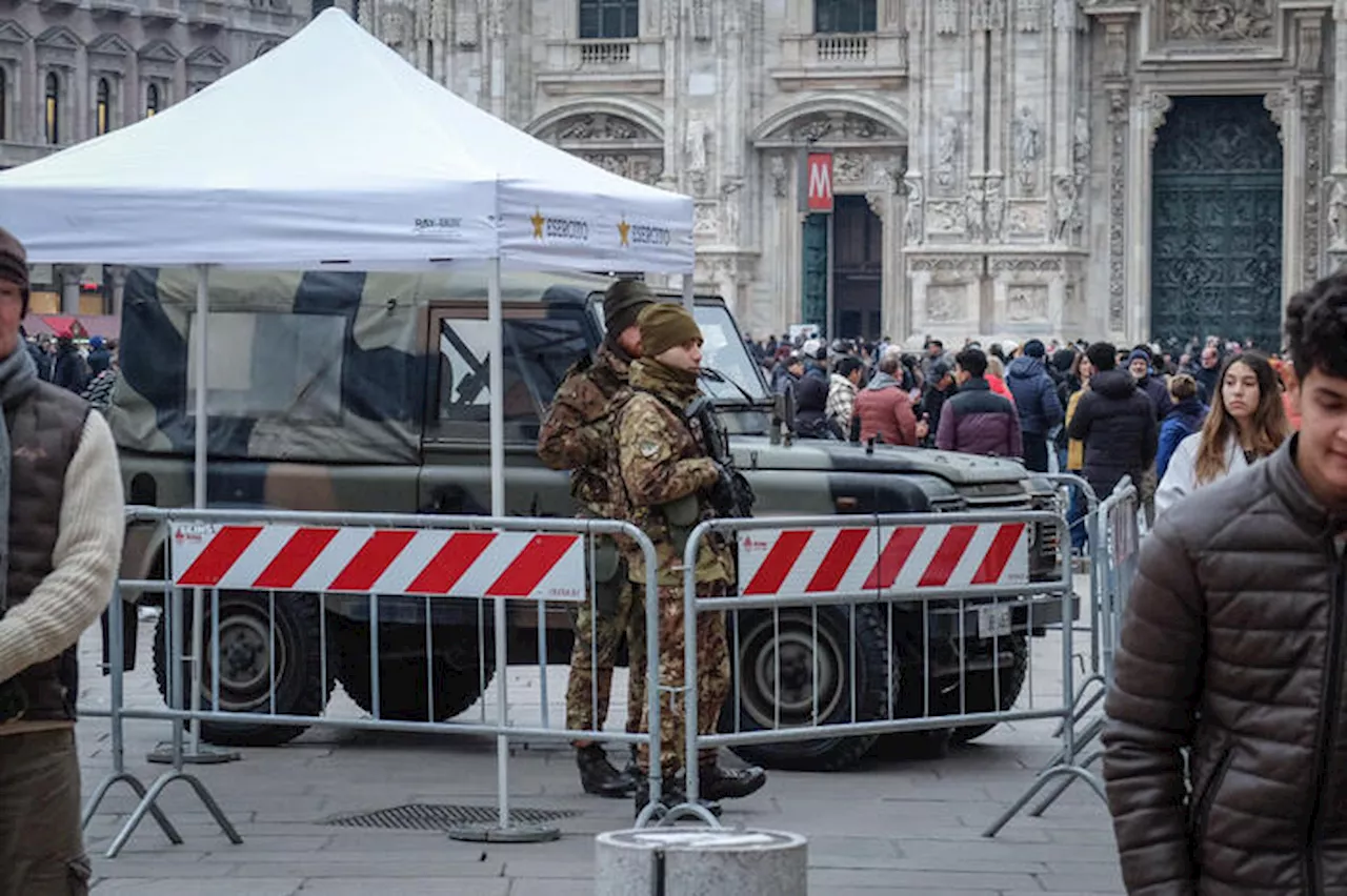 Violenze a Capodanno in piazza Duomo, la procura indaga su almeno 5 casi