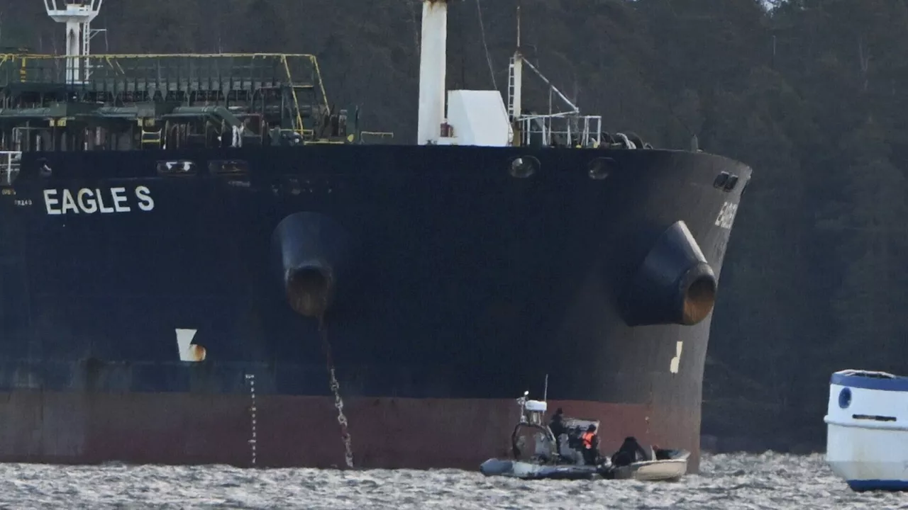 Shadow fleet of tankers keeps Russia's oil money flowing despite Western sanctions