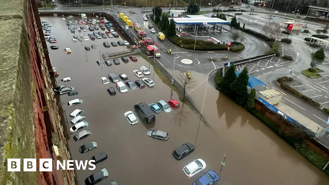 Meadow Mill: Get flood-hit residents back home, urges council