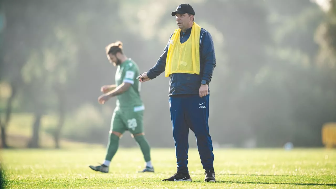 Kurioses Hertha-Spiel: Torwarttrainer wird plötzlich zum Schiri!