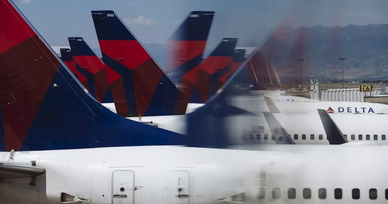 Delta Tops Estimates on Demand for Overseas, Business Travel