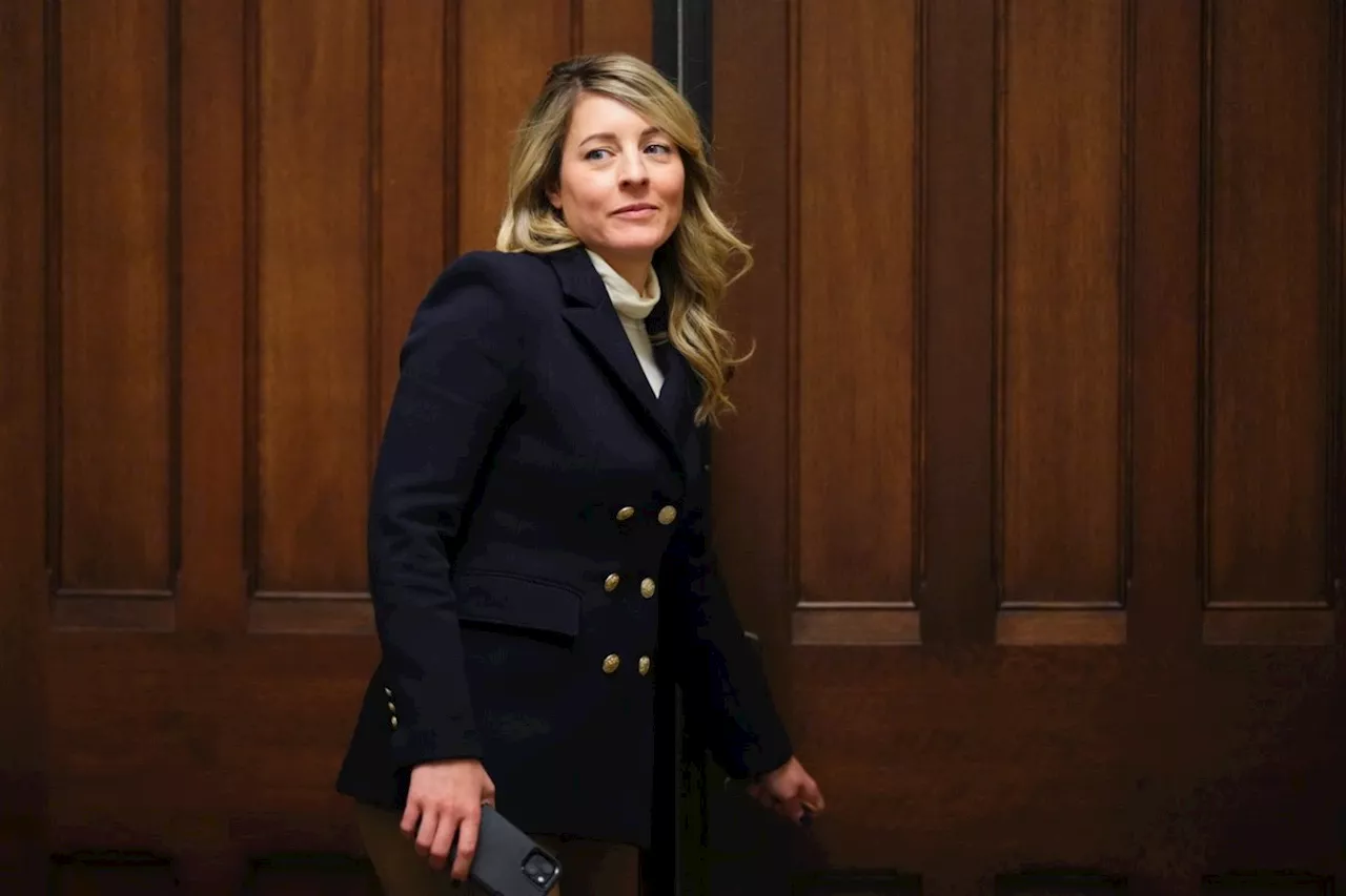 Mélanie Joly will not run for Liberal party leadership, source confirms